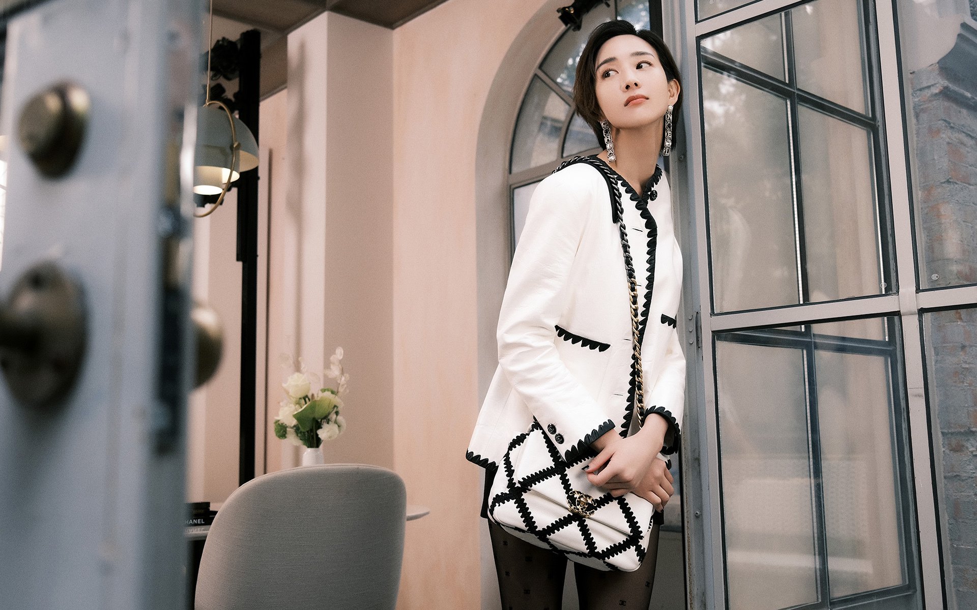 德甲：奥格斯堡1-2败给科隆，攻防转换频繁，奥格斯堡对阵科隆